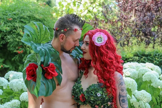 8월의 신데렐라나인 게임 시스템 및 캐릭터 소개