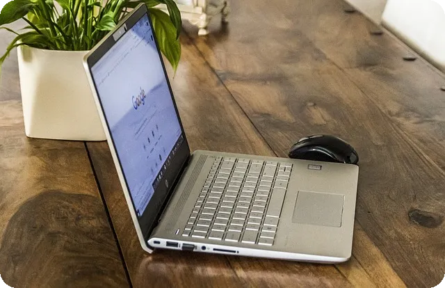 홈트레이닝의 비밀 저항 밴드와 폼롤러 활용법